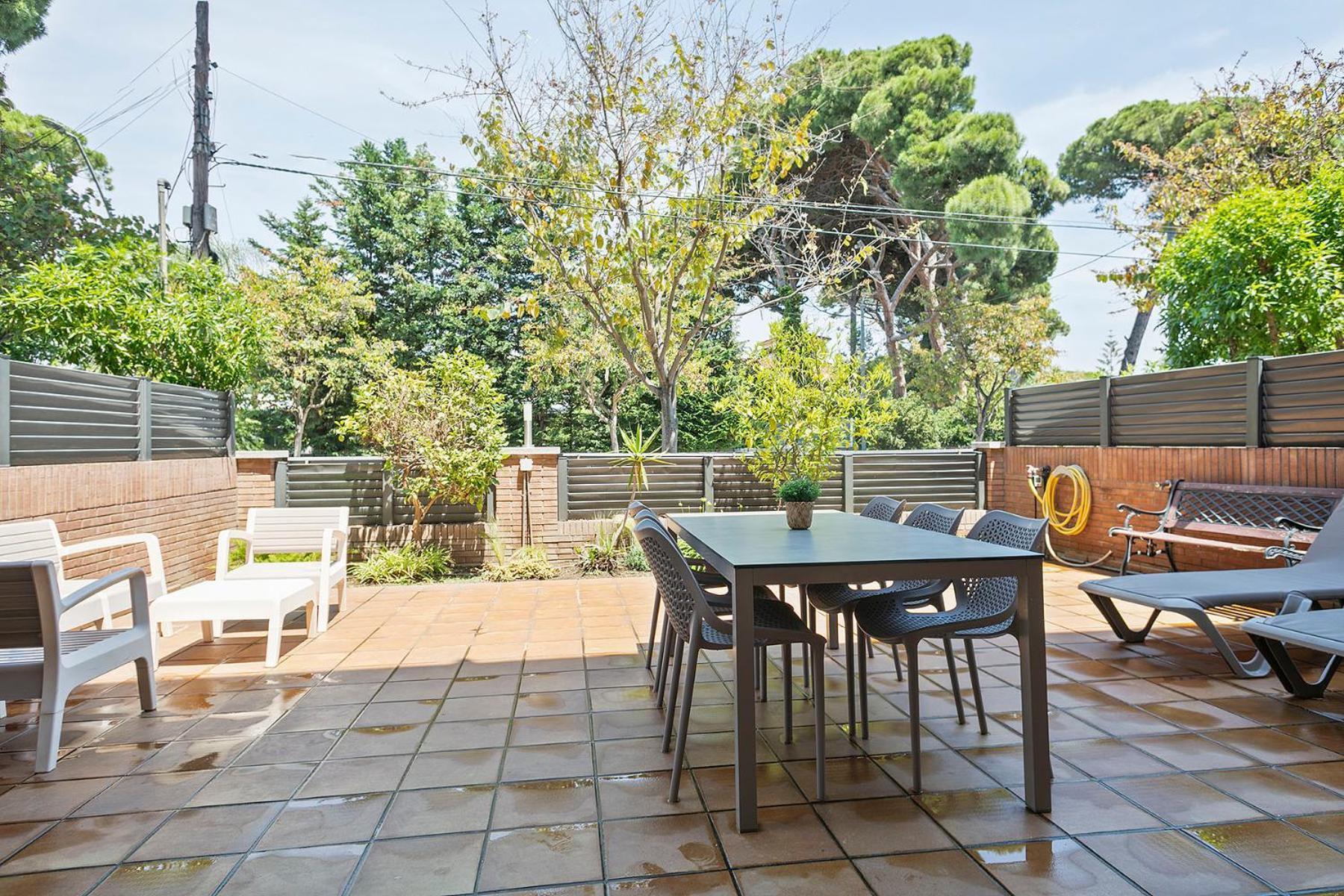 Apartamentos Velor Castelldefels Luaran gambar