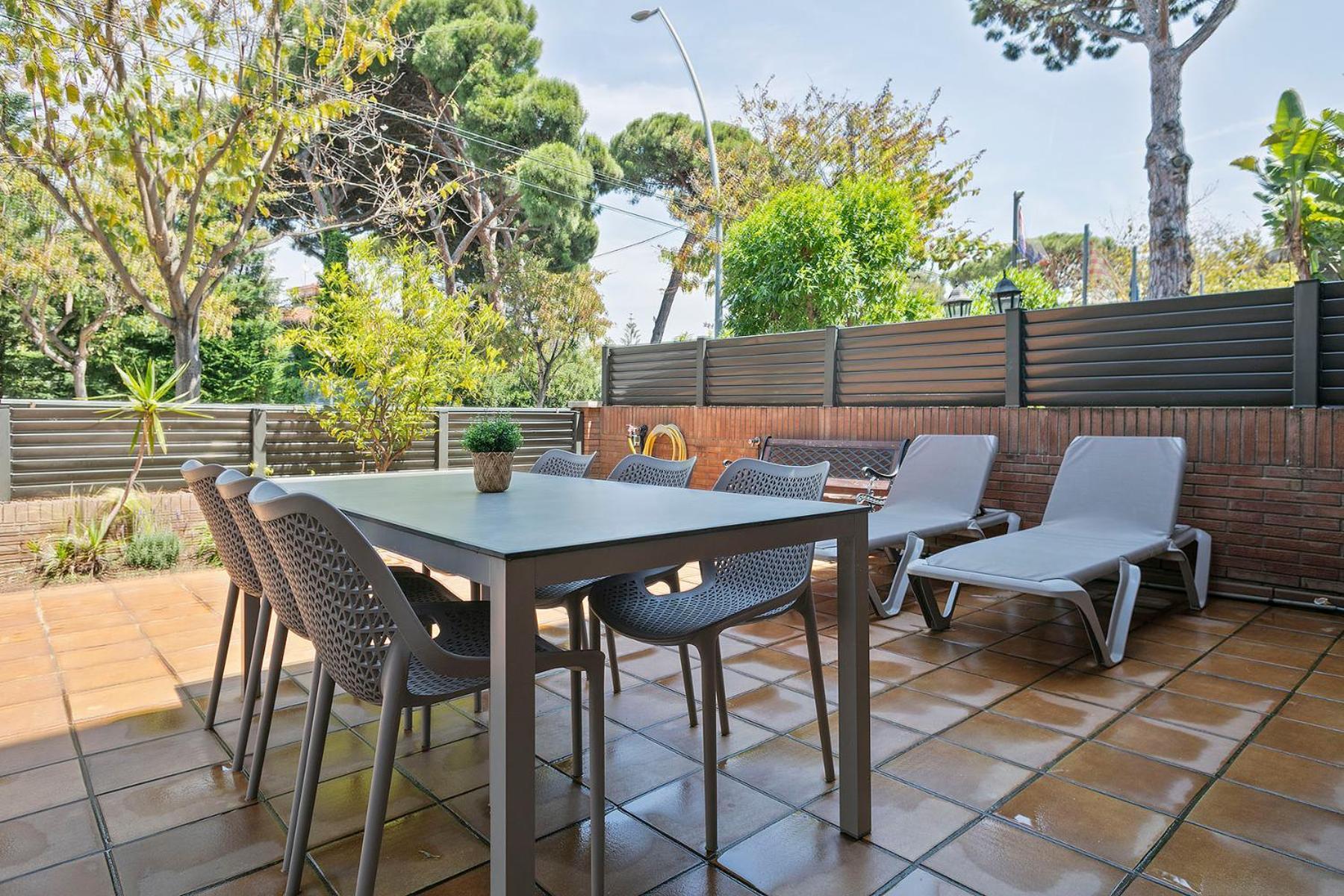 Apartamentos Velor Castelldefels Luaran gambar