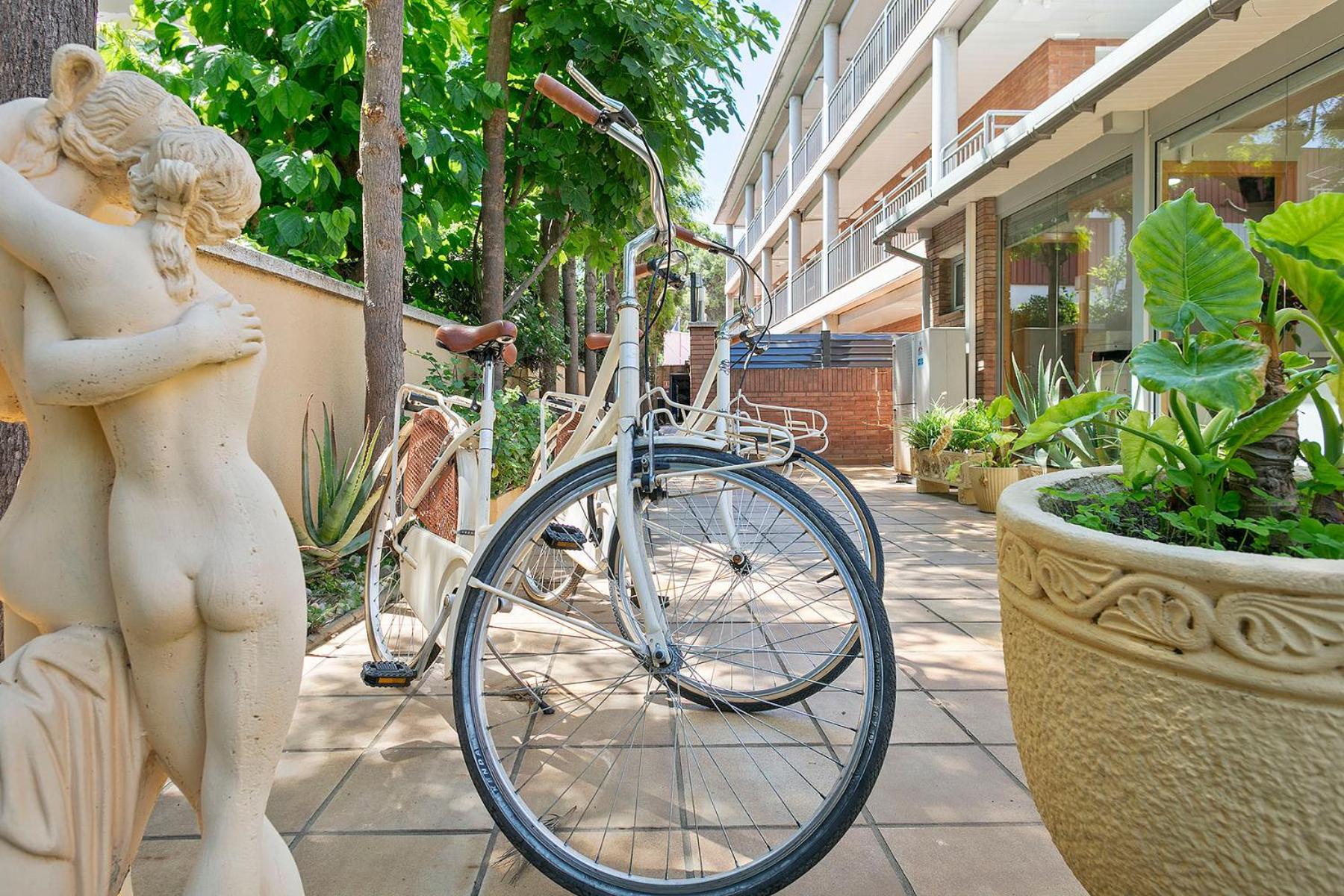 Apartamentos Velor Castelldefels Luaran gambar