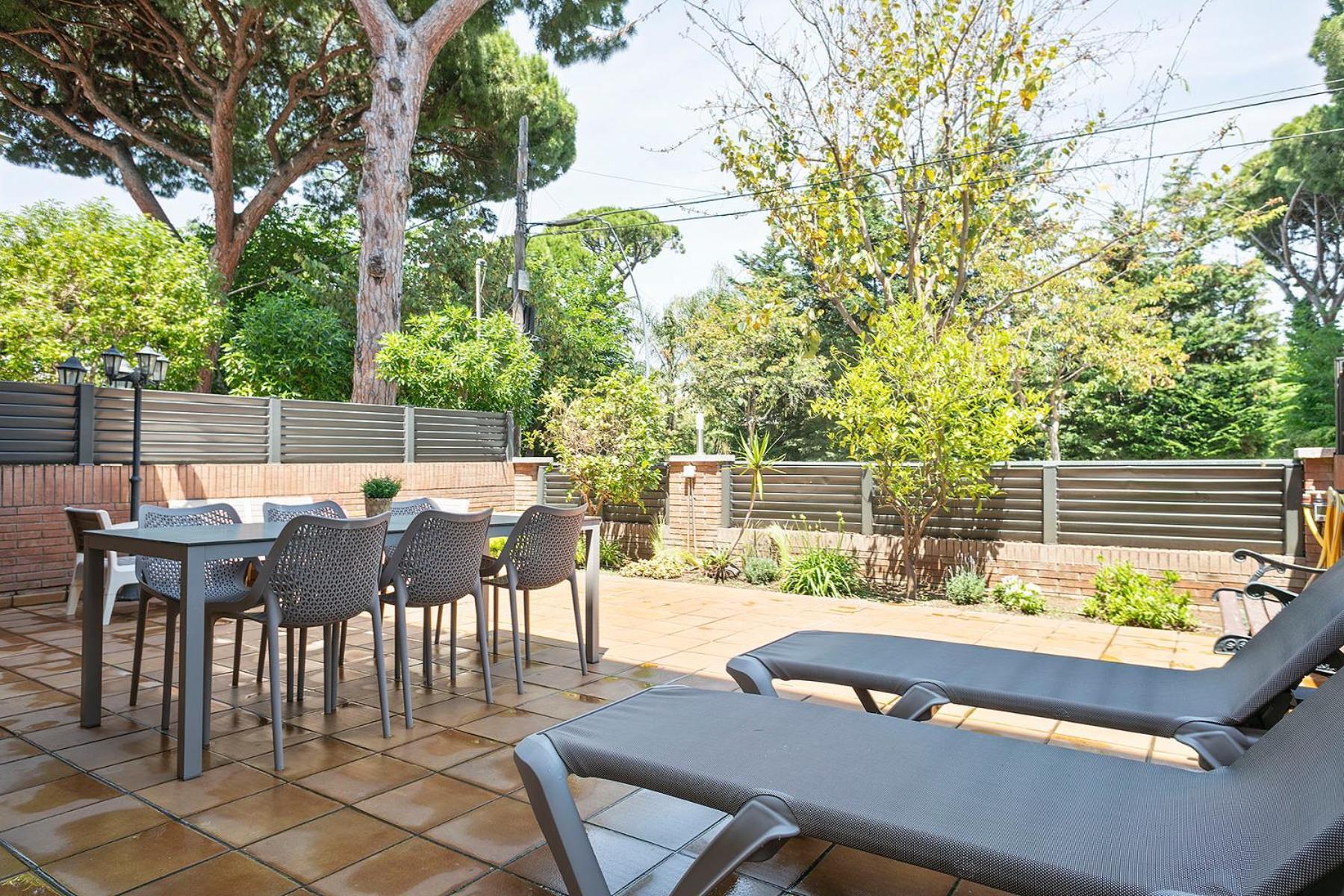 Apartamentos Velor Castelldefels Luaran gambar
